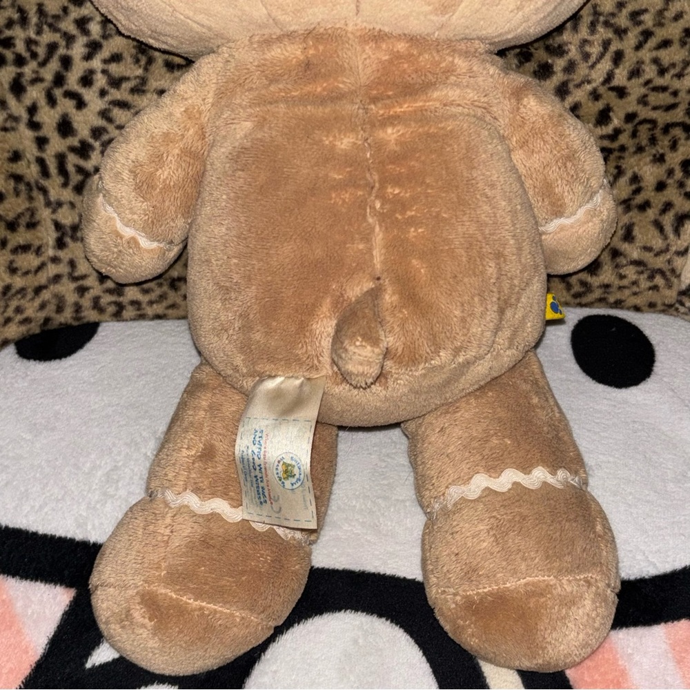 Hello Kitty x Build-A-Bear Gingerbread stuffed Kitty - Picture 5 of 10